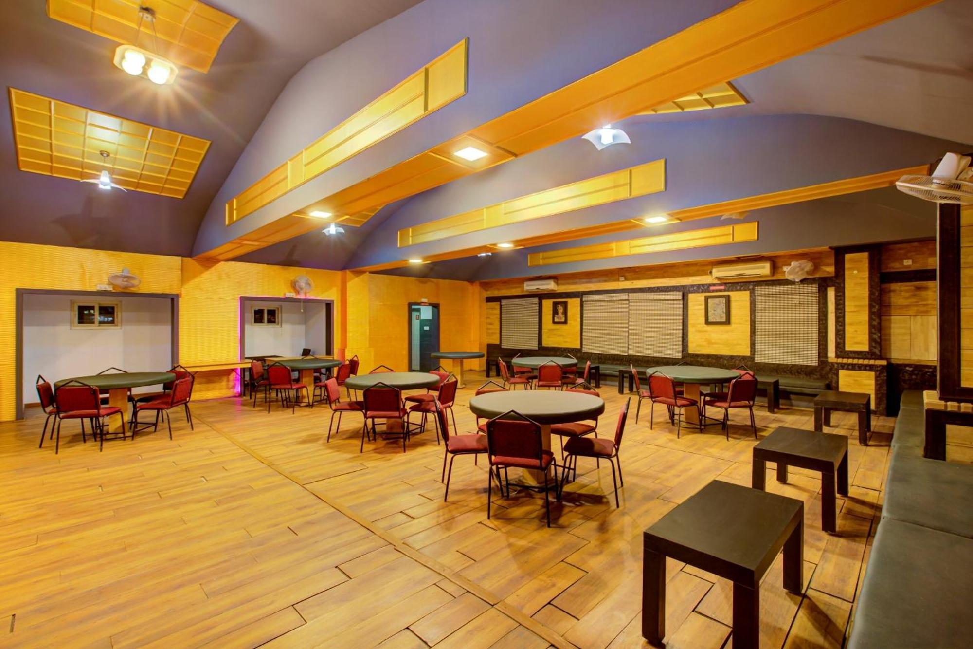 Super Townhouse Oak Jvh Hotel Bangalore Exterior photo