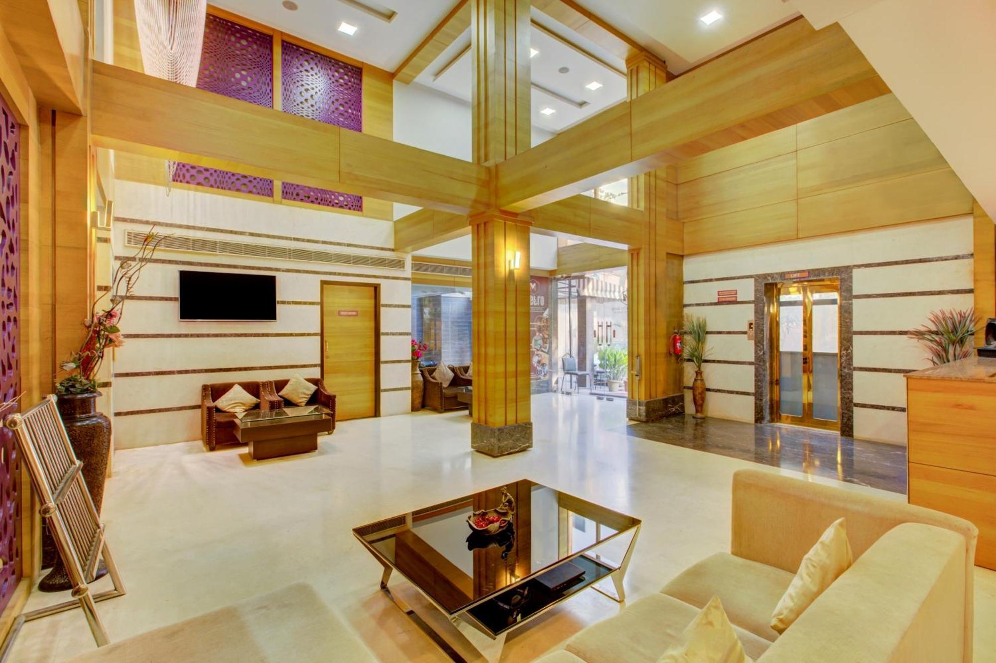 Super Townhouse Oak Jvh Hotel Bangalore Exterior photo