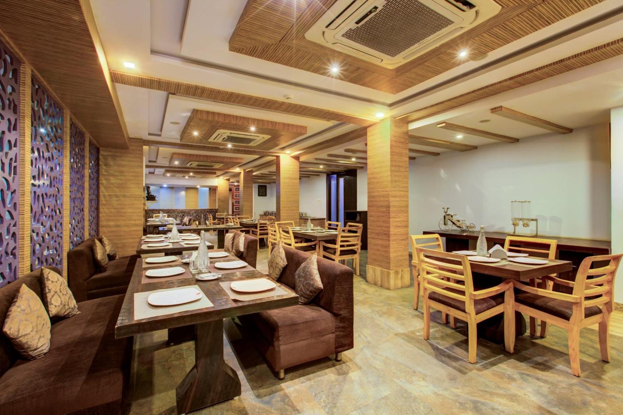 Super Townhouse Oak Jvh Hotel Bangalore Exterior photo