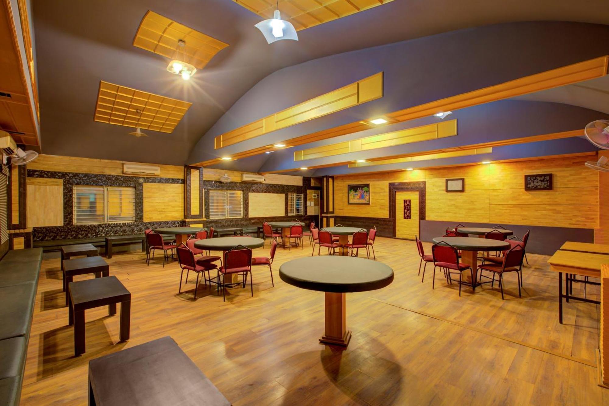Super Townhouse Oak Jvh Hotel Bangalore Exterior photo