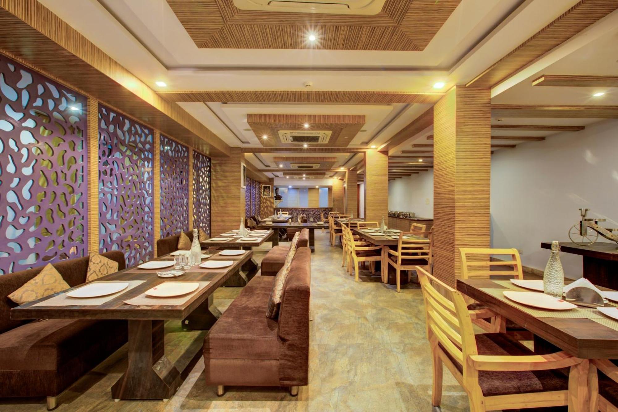 Super Townhouse Oak Jvh Hotel Bangalore Exterior photo